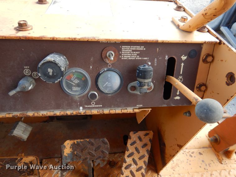 image for item DK2076 1988 Case 1150E  dozer