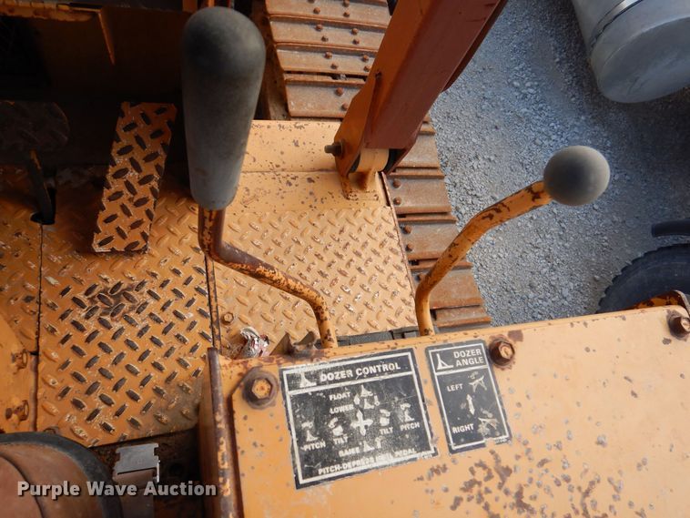 image for item DK2076 1988 Case 1150E  dozer