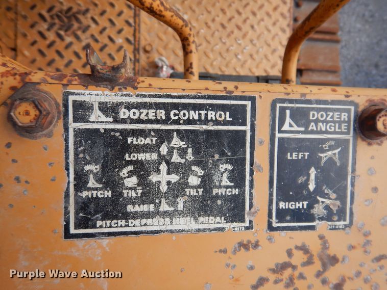 image for item DK2076 1988 Case 1150E  dozer