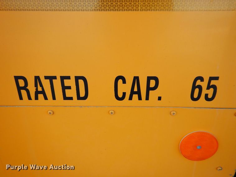 image for item DK2077 2010 Freightliner 310TS  school bus