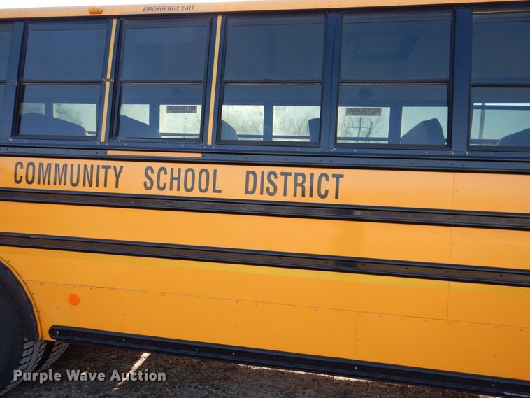 image for item DK2077 2010 Freightliner 310TS  school bus