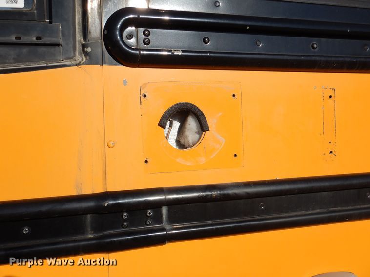 image for item DK2077 2010 Freightliner 310TS  school bus