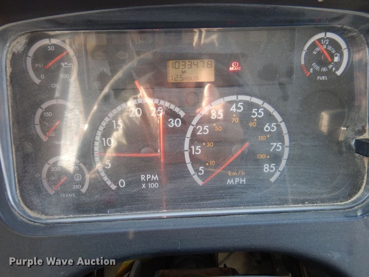 image for item DK2077 2010 Freightliner 310TS  school bus