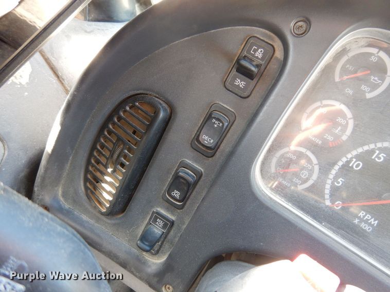 image for item DK2077 2010 Freightliner 310TS  school bus