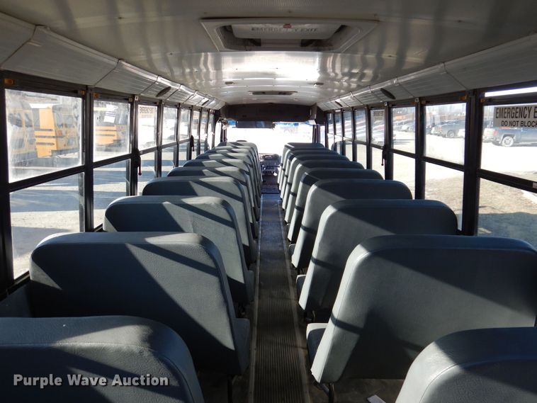 image for item DK2077 2010 Freightliner 310TS  school bus