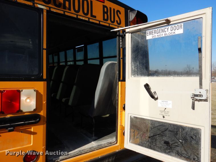 image for item DK2077 2010 Freightliner 310TS  school bus