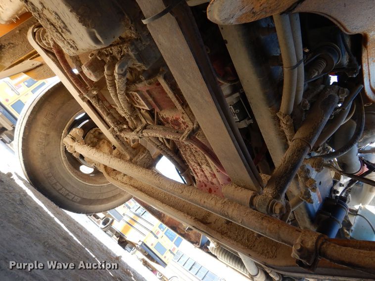 image for item DK2077 2010 Freightliner 310TS  school bus