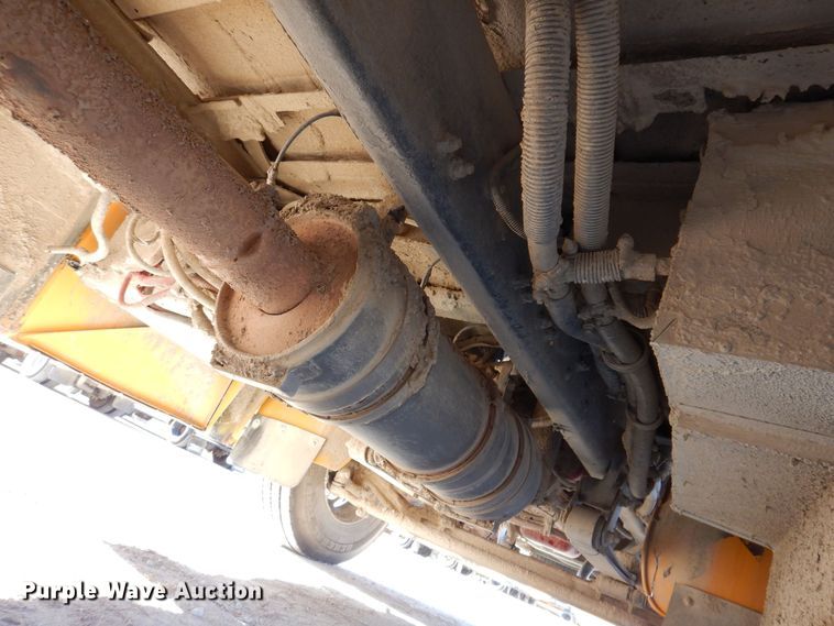 image for item DK2077 2010 Freightliner 310TS  school bus