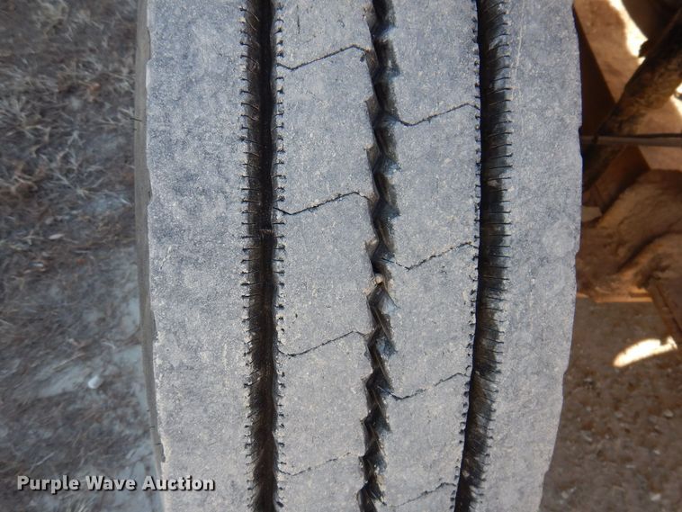 image for item DK2077 2010 Freightliner 310TS  school bus