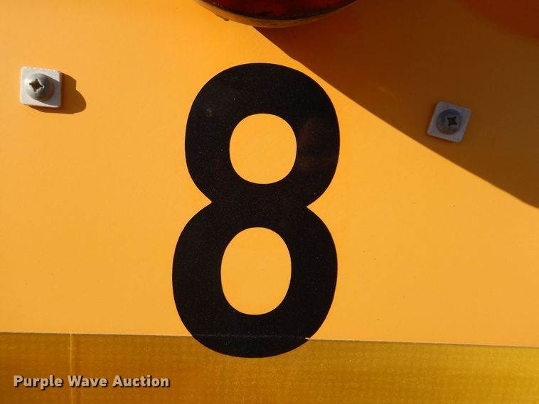 image for item DK2078 2005 Thomas 101PS  school bus