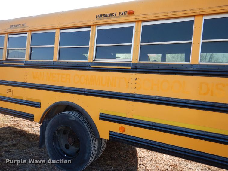 image for item DK2078 2005 Thomas 101PS  school bus