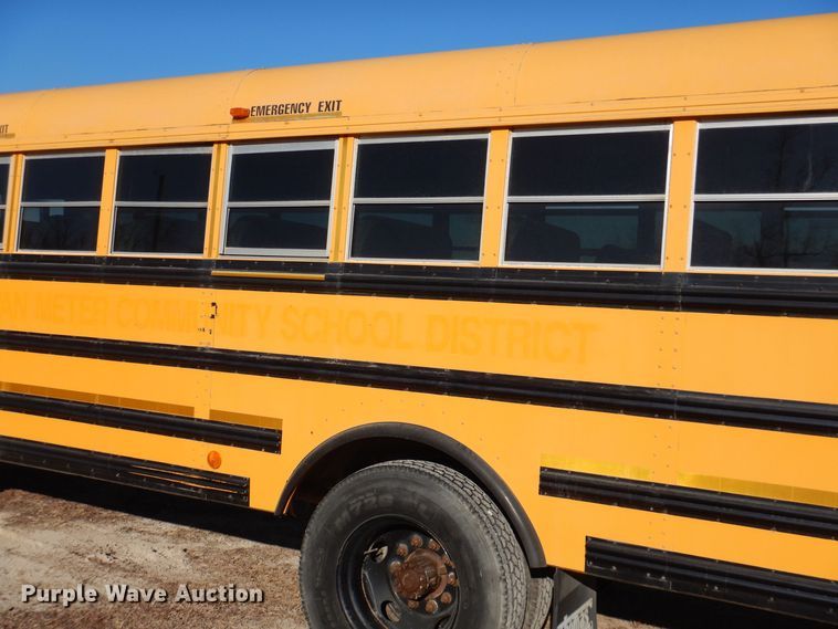 image for item DK2078 2005 Thomas 101PS  school bus