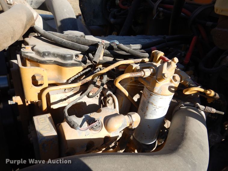 image for item DK2078 2005 Thomas 101PS  school bus