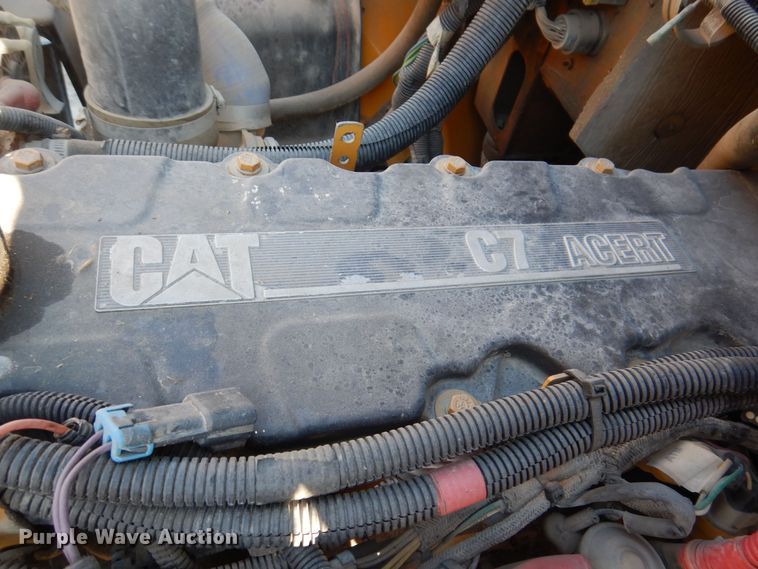 image for item DK2078 2005 Thomas 101PS  school bus