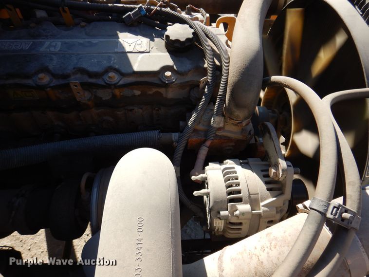 image for item DK2078 2005 Thomas 101PS  school bus