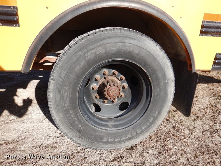 image for item DK2078 2005 Thomas 101PS  school bus