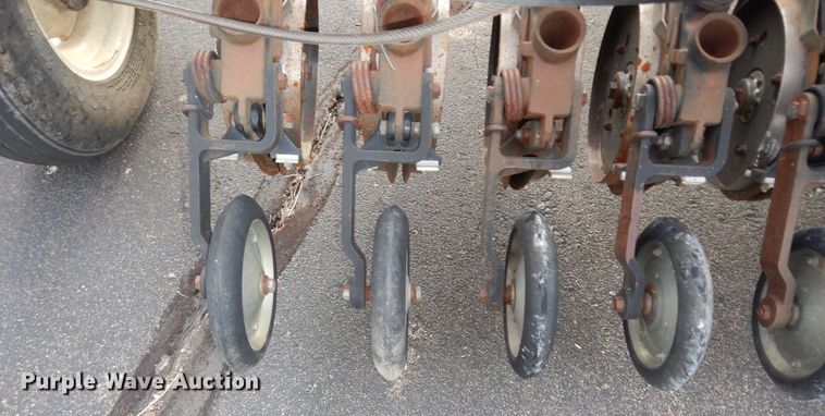 image for item DK7499 Truax FLXII-812  grain drill