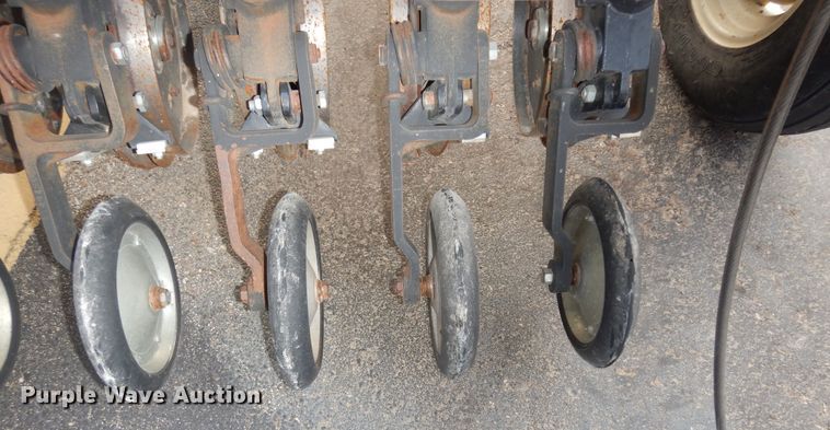 image for item DK7499 Truax FLXII-812  grain drill