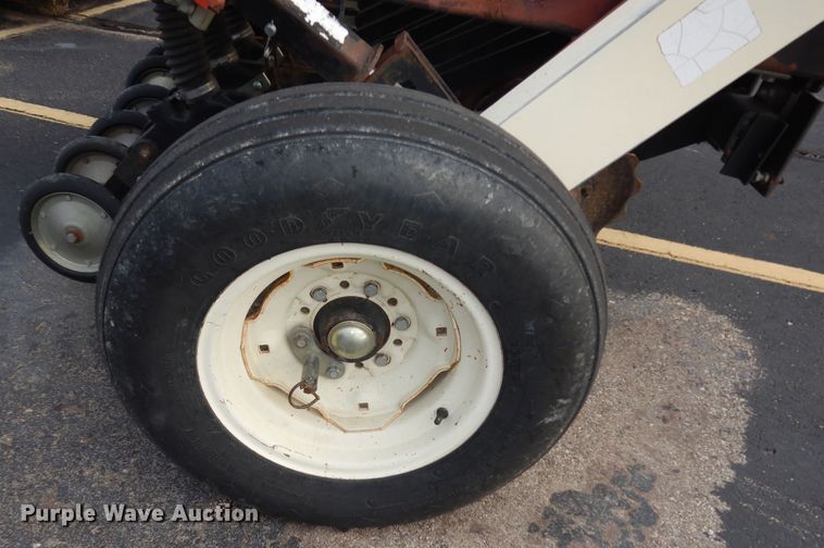 image for item DK7499 Truax FLXII-812  grain drill