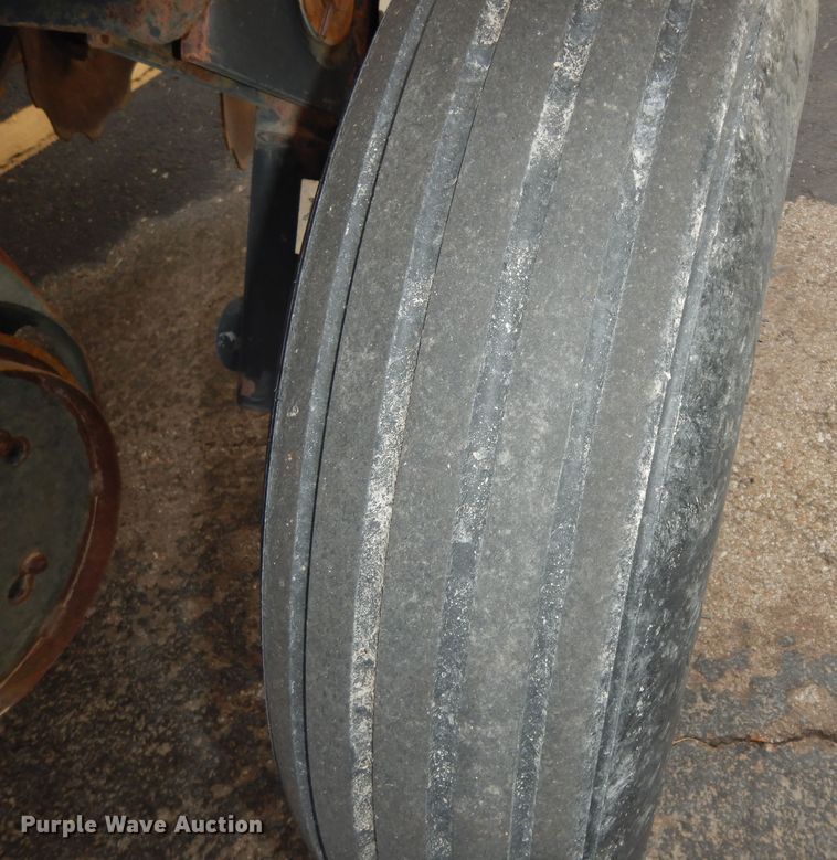 image for item DK7499 Truax FLXII-812  grain drill