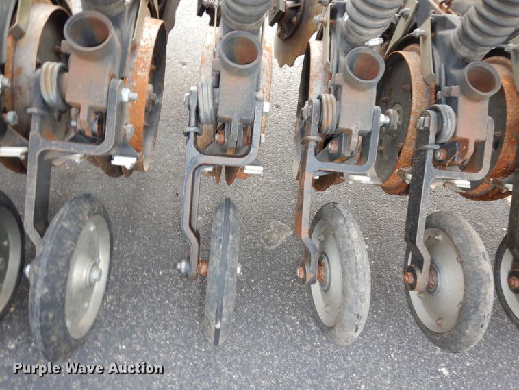 image for item DK7500 Truax FLXII-812  grain drill