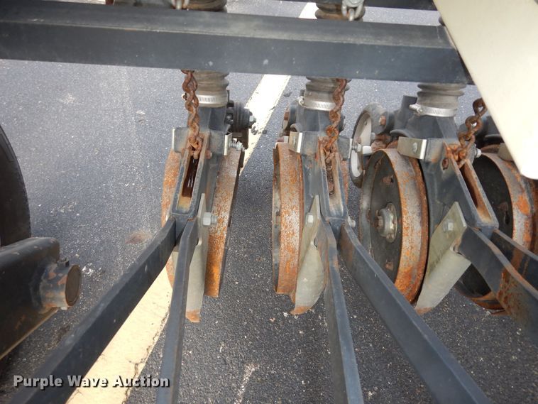 image for item DK7500 Truax FLXII-812  grain drill