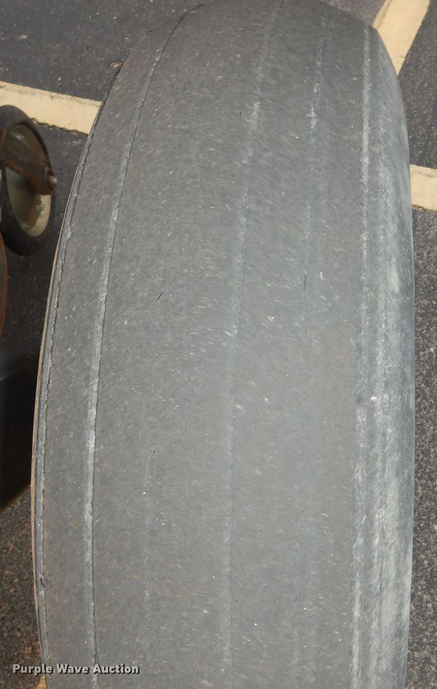 image for item DK7500 Truax FLXII-812  grain drill