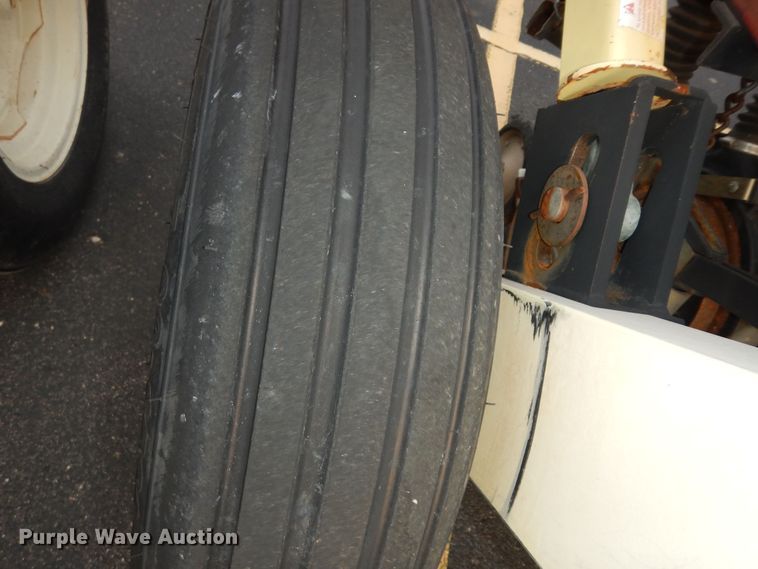 image for item DK7500 Truax FLXII-812  grain drill