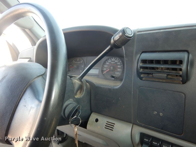 image for item DM3206 2006 Ford F450 Super Duty XL  delivery truck