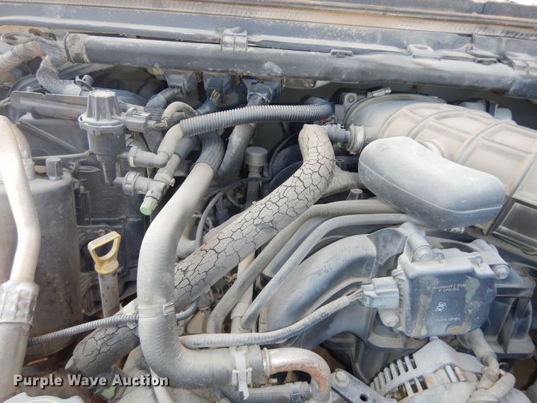 image for item DM3206 2006 Ford F450 Super Duty XL  delivery truck