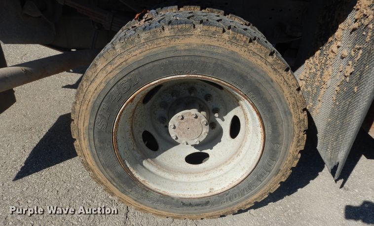 image for item DM3206 2006 Ford F450 Super Duty XL  delivery truck