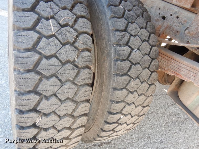 image for item DM3206 2006 Ford F450 Super Duty XL  delivery truck