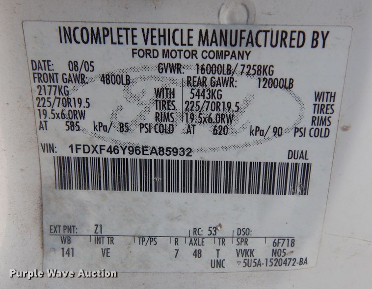 image for item DM3206 2006 Ford F450 Super Duty XL  delivery truck