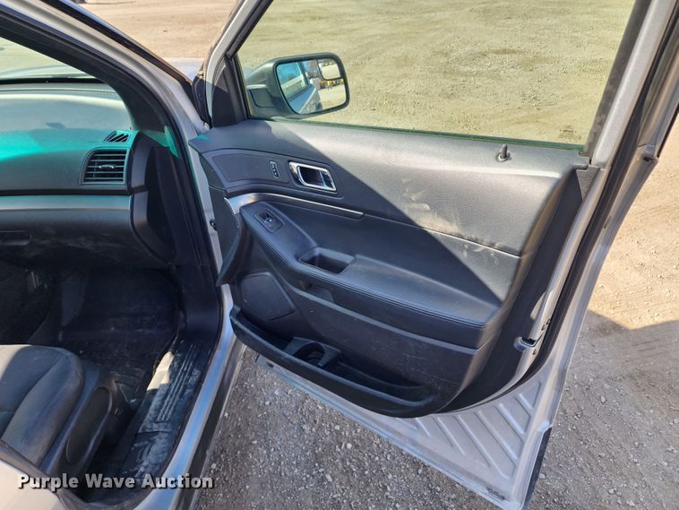 image for item DM4821 2016 Ford Explorer Police Interceptor  SUV