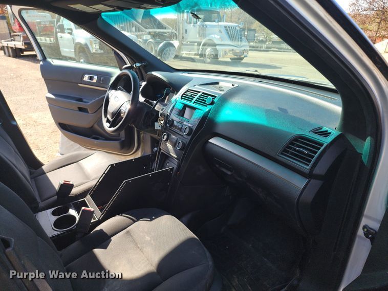 image for item DM4821 2016 Ford Explorer Police Interceptor  SUV