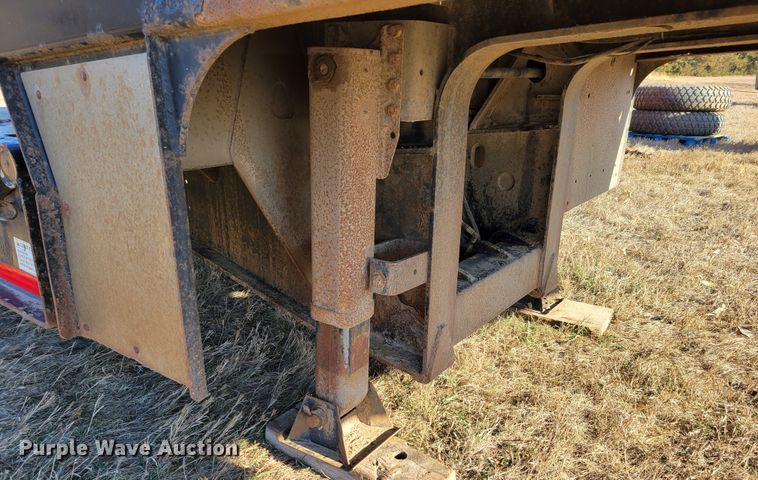 image for item DM8130 2005 Landoll 610B-53  drop tilt deck equipment trailer