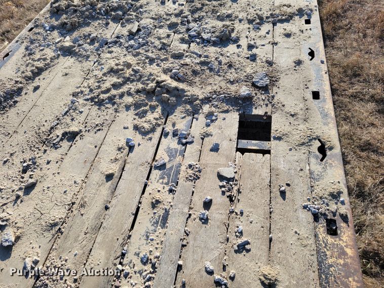 image for item DM8130 2005 Landoll 610B-53  drop tilt deck equipment trailer