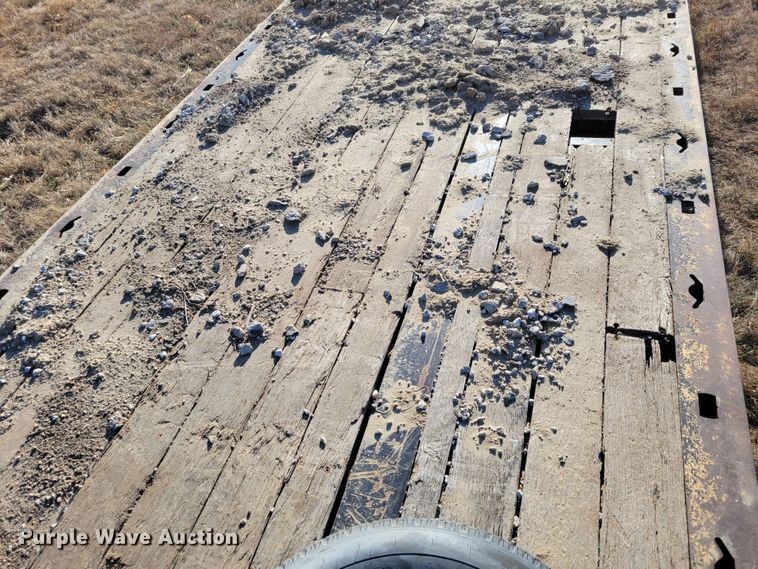 image for item DM8130 2005 Landoll 610B-53  drop tilt deck equipment trailer