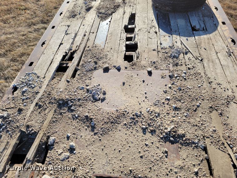 image for item DM8130 2005 Landoll 610B-53  drop tilt deck equipment trailer