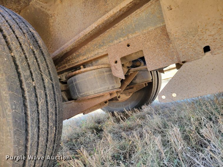 image for item DM8130 2005 Landoll 610B-53  drop tilt deck equipment trailer