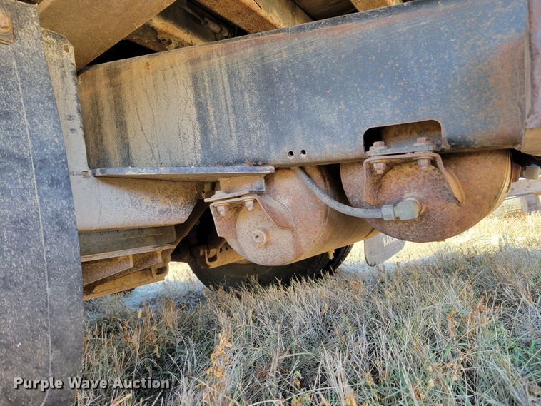 image for item DM8130 2005 Landoll 610B-53  drop tilt deck equipment trailer