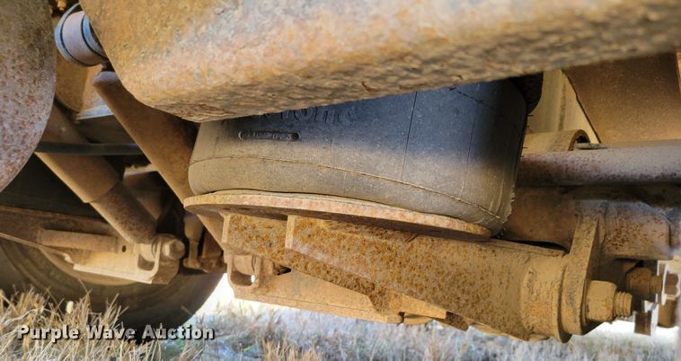 image for item DM8130 2005 Landoll 610B-53  drop tilt deck equipment trailer