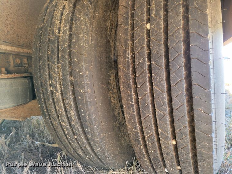 image for item DM8130 2005 Landoll 610B-53  drop tilt deck equipment trailer