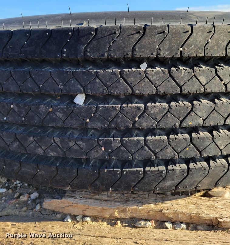 image for item DM8130 2005 Landoll 610B-53  drop tilt deck equipment trailer