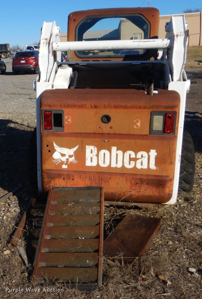 image for item DP8596 2004 Bobcat S175  skid steer loader