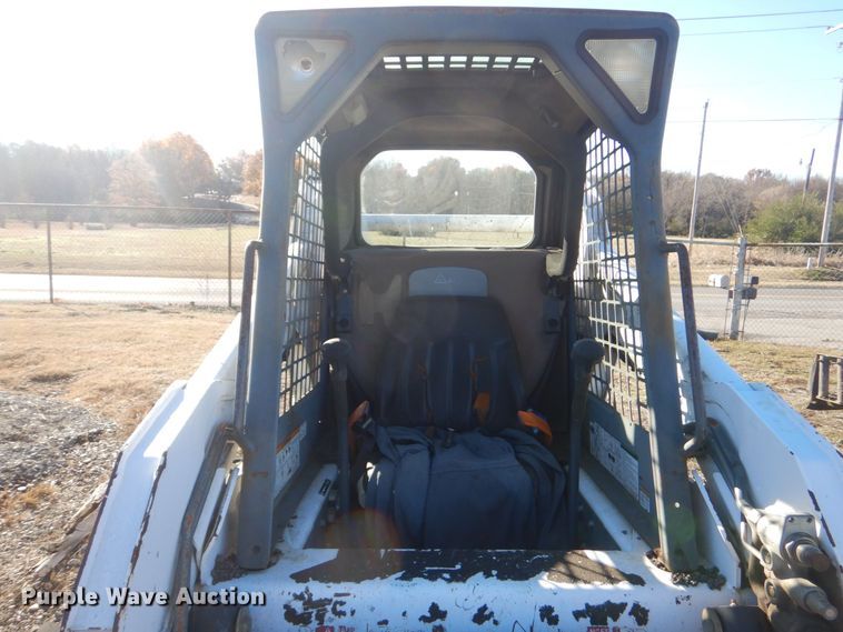 image for item DP8596 2004 Bobcat S175  skid steer loader