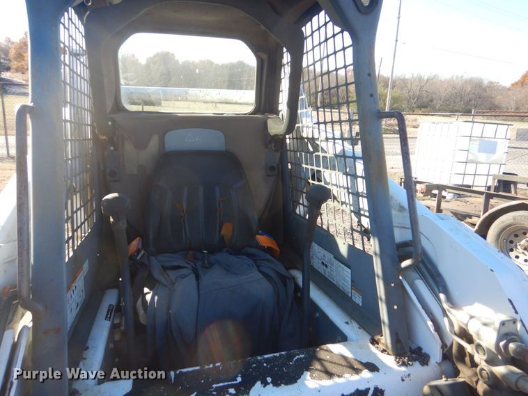 image for item DP8596 2004 Bobcat S175  skid steer loader