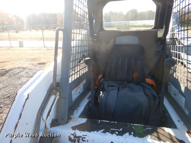 image for item DP8596 2004 Bobcat S175  skid steer loader