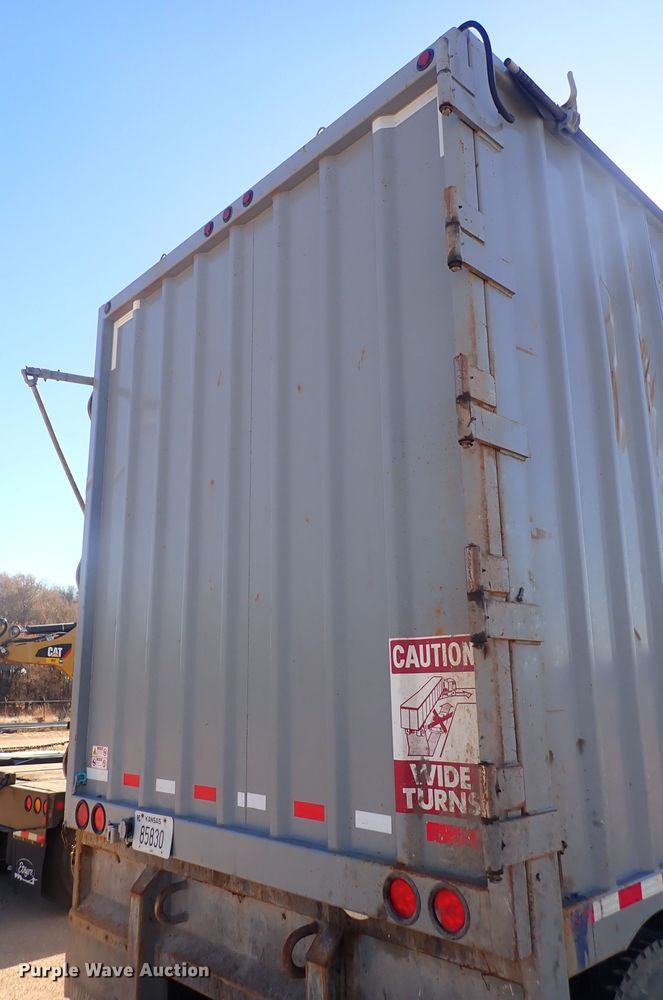 image for item DQ4959 2016 Wilkins 45115SCG0TW  walking floor trailer