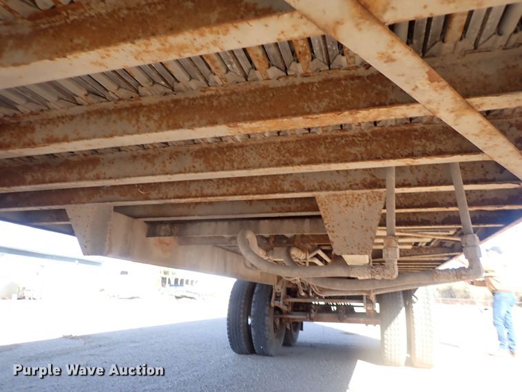image for item DQ4959 2016 Wilkins 45115SCG0TW  walking floor trailer